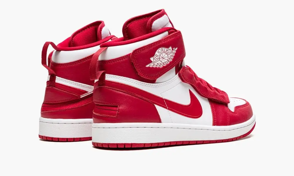 Air Jordan 1 Hi FlyEase 