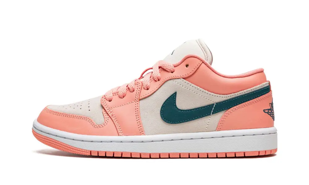 WMNS Air Jordan 1 Low 