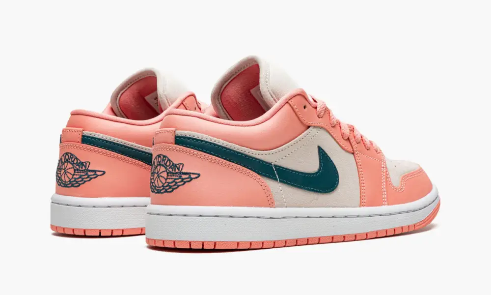 WMNS Air Jordan 1 Low 