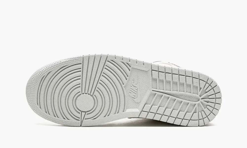 AIR JORDAN 1 MID WMNS "Sanddrift" 