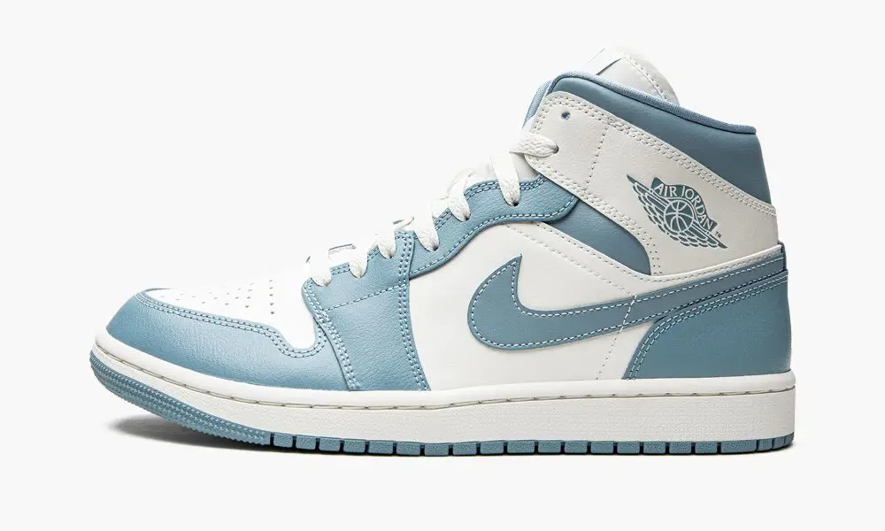 Wmns Air Jordan 1 MID "UNC"