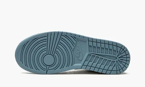Wmns Air Jordan 1 MID "UNC" 