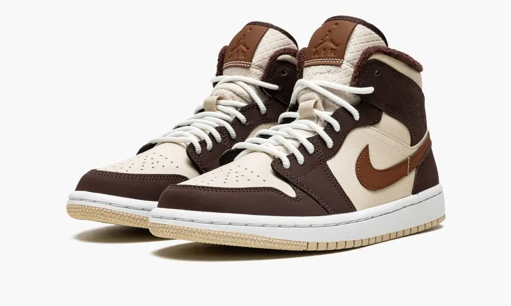 WMNS Air Jordan 1 MID SE "Brown Basalt Fleece" 