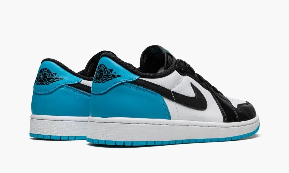 Air Jordan 1 Low OG "UNC"