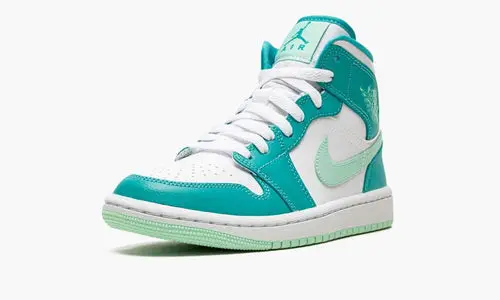 Wmns Air Jordan 1 Mid 