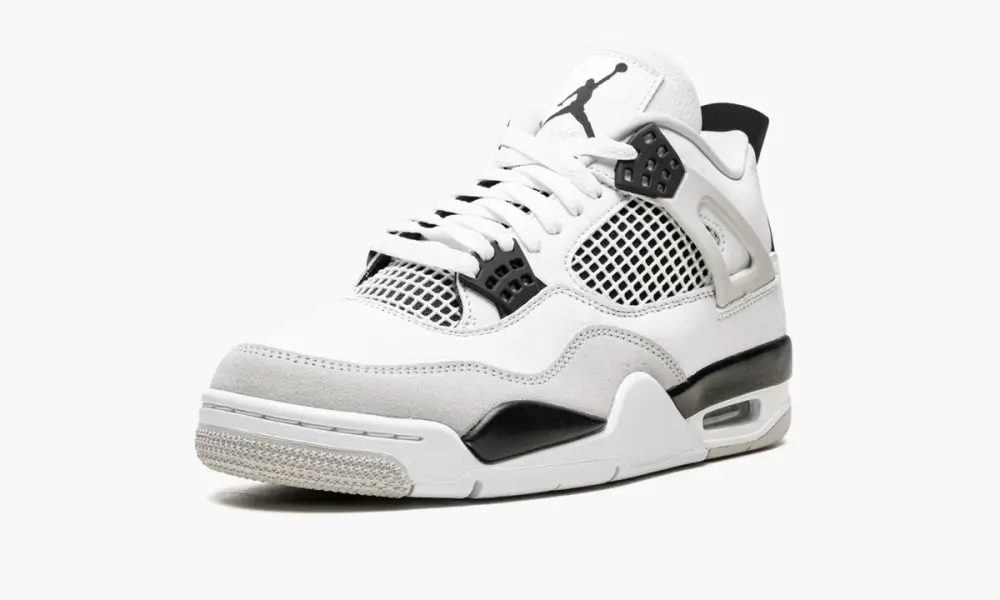 Air Jordan 4 Retro "Military Black" 